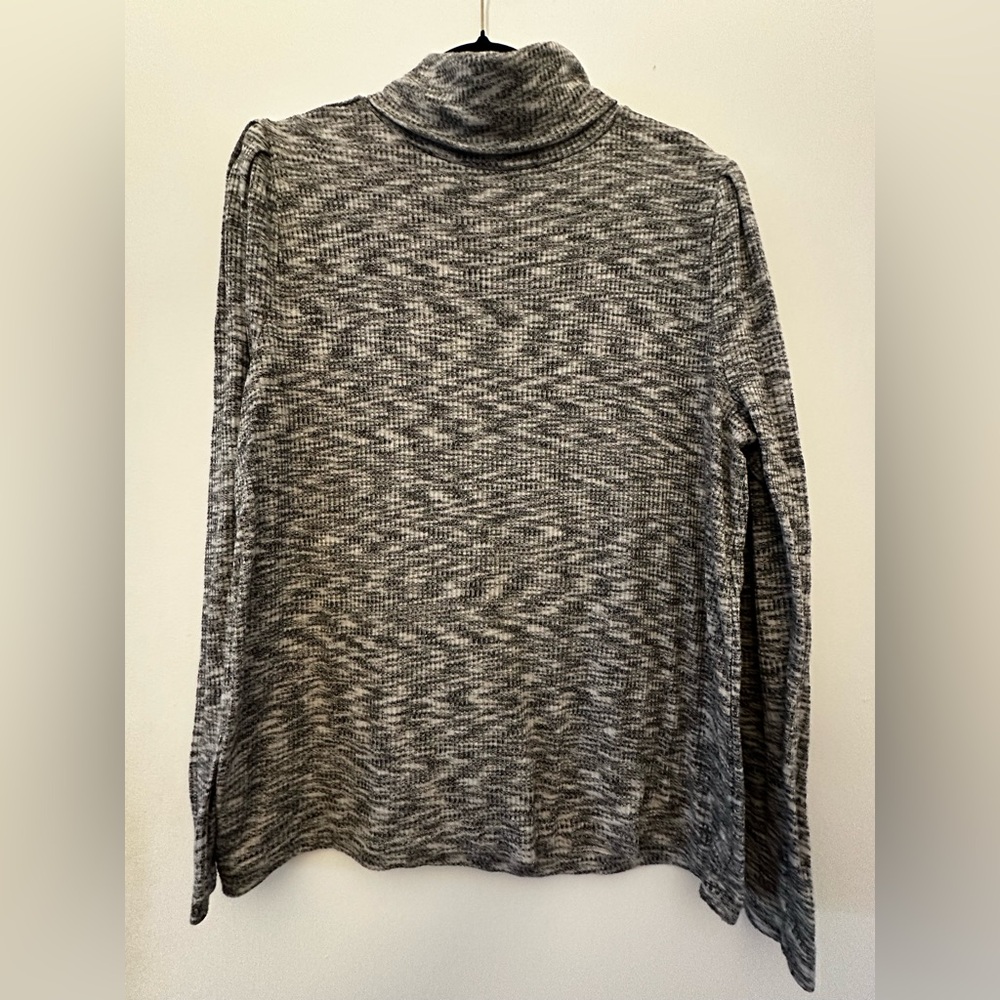 Loft - Women’s Gray Sweater - Size XLarge